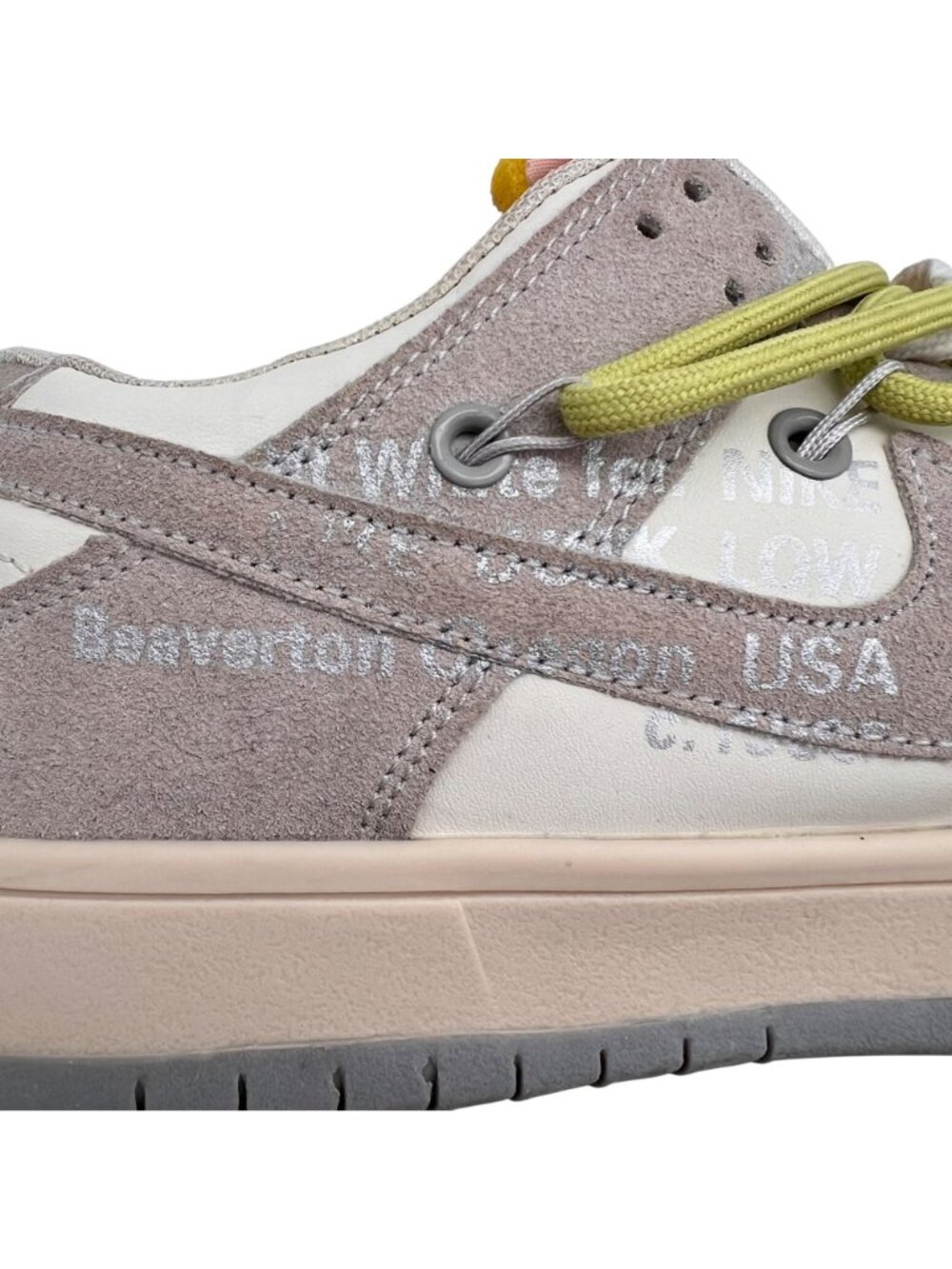 Nike SB Dunk Low Off-White Lot 01 of 50 Sneakers Size 9 Gray Suede White Leather - Picture 6 of 16